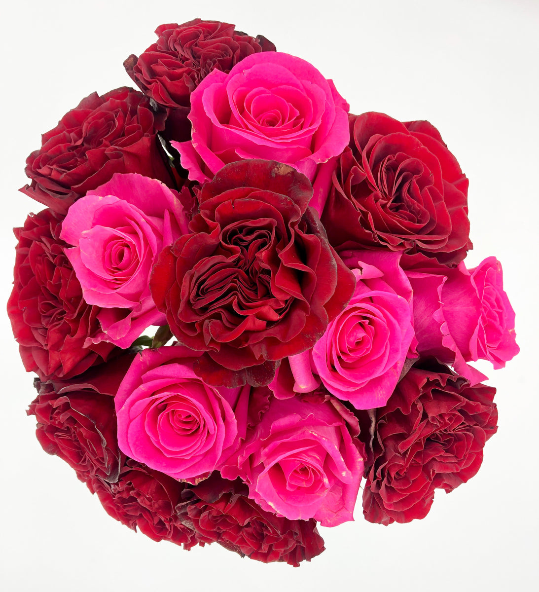 18 long-lasting red roses in a heart-shaped box | FloraPrima