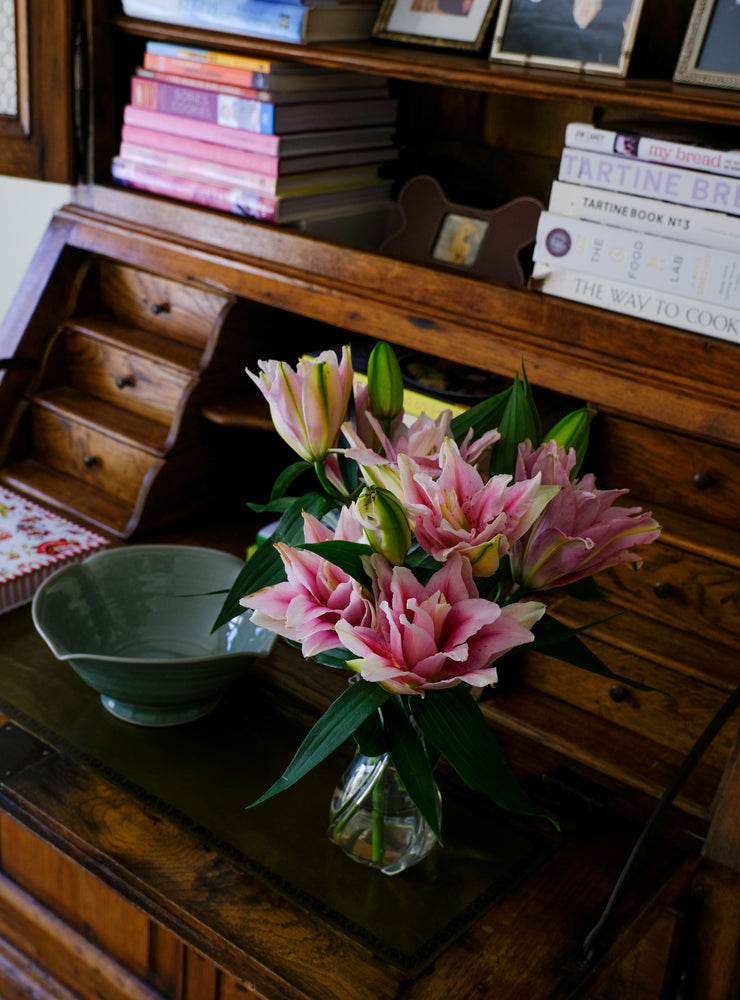 
                  
                    Load image into Gallery viewer, Double PInk Oriental Lily
                  
                